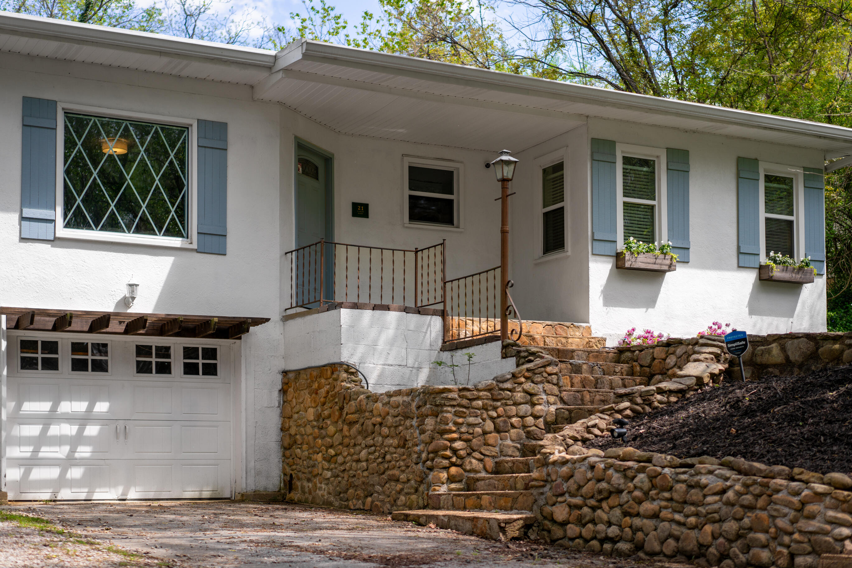 21 Dowlen Road Hixson, TN 37343 - Photo 2 of 50 _DSC9706-Edit