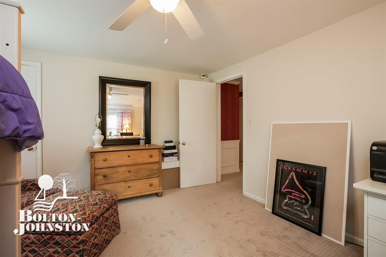 120 Stephens Road Grosse Pointe, MI 48236 - Photo 34 of 57 31294817-33.JPG