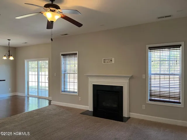 $2,150 | 104 Kenna Court, Jacksonville, NC 28540