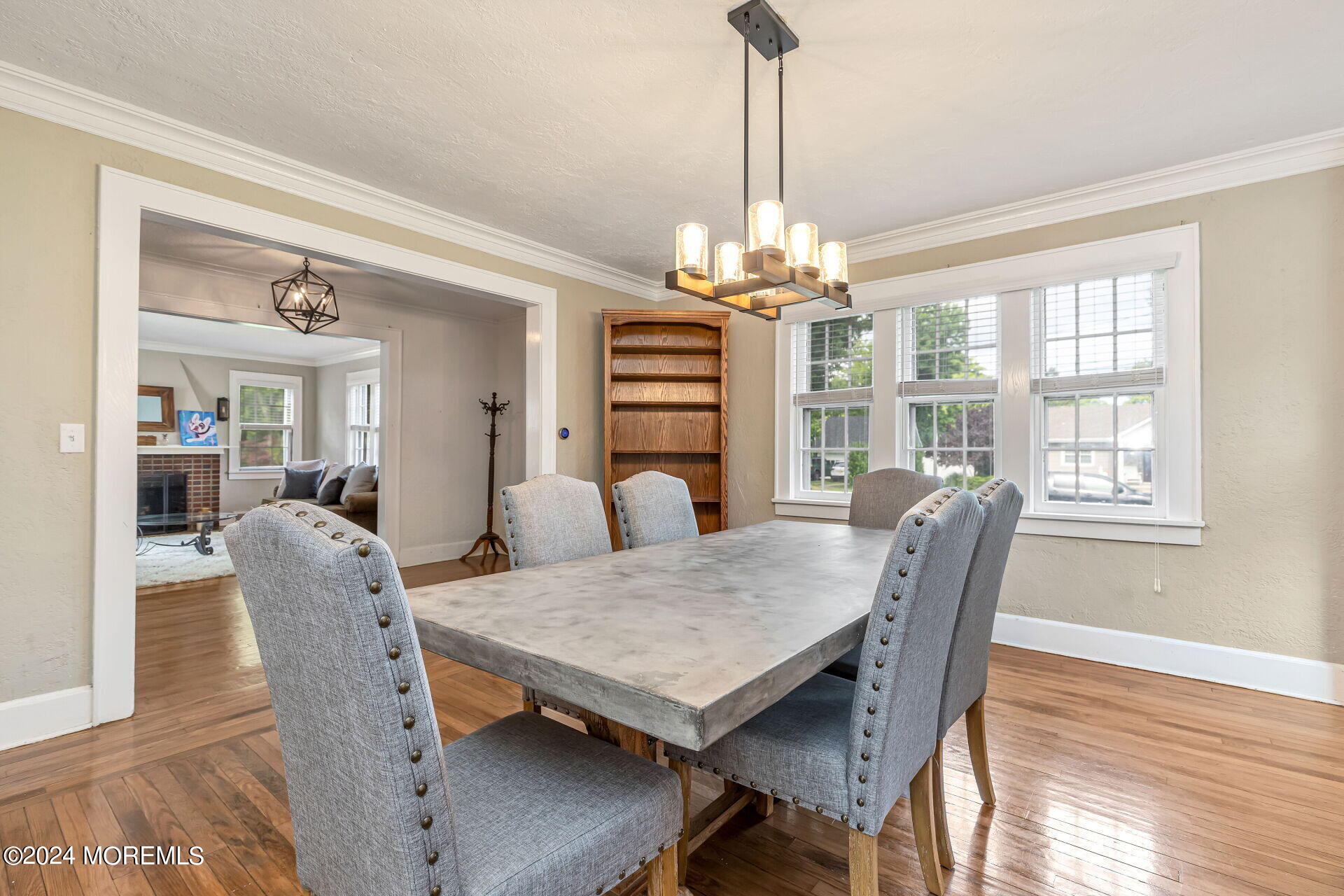 232 Pinecrest Road Oakhurst, NJ 07755 - Photo 13 of 44 034-1920x1280-photo
