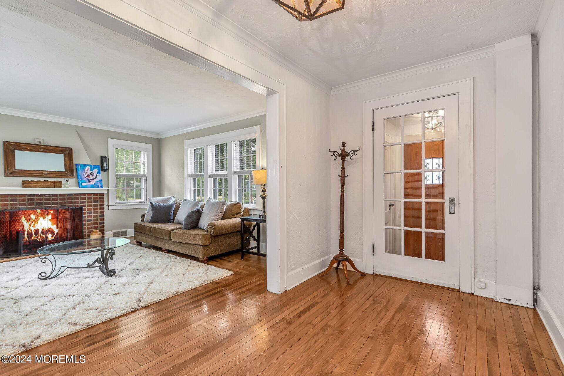 232 Pinecrest Road Oakhurst, NJ 07755 - Photo 6 of 44 029-1920x1280-photo