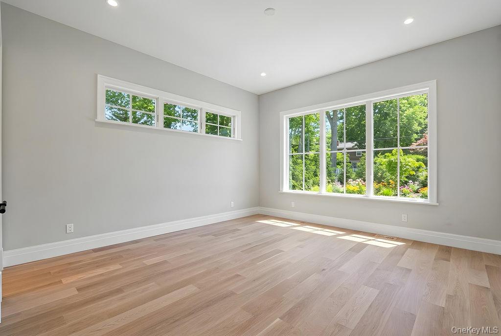 244 North Sea Mecox Road Southampton, NY 11968 - Photo 13 of 37