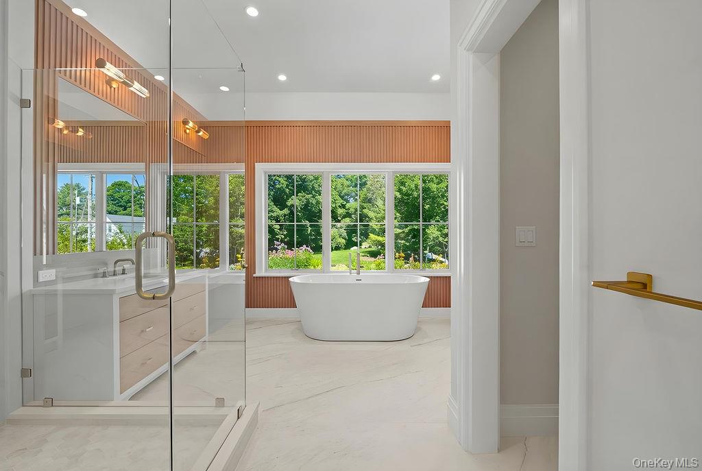 244 North Sea Mecox Road Southampton, NY 11968 - Photo 19 of 37