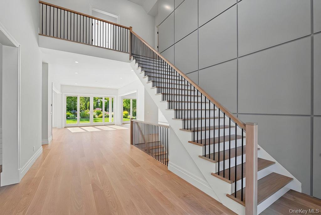 244 North Sea Mecox Road Southampton, NY 11968 - Photo 3 of 37