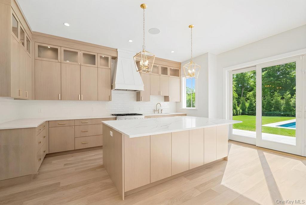 244 North Sea Mecox Road Southampton, NY 11968 - Photo 6 of 37