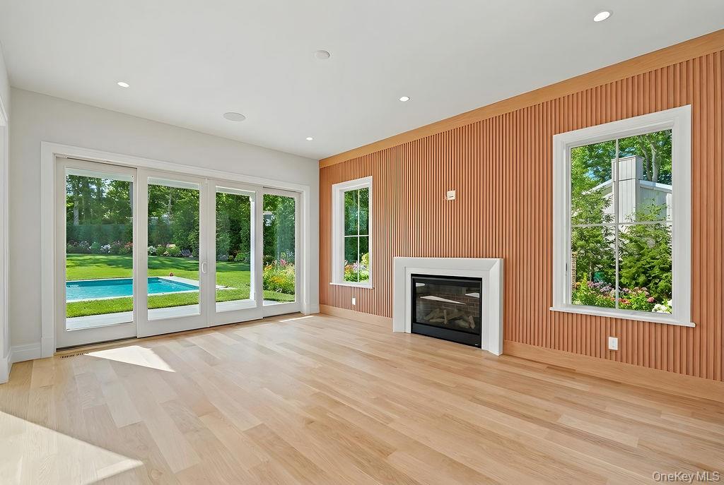 244 North Sea Mecox Road Southampton, NY 11968 - Photo 9 of 37