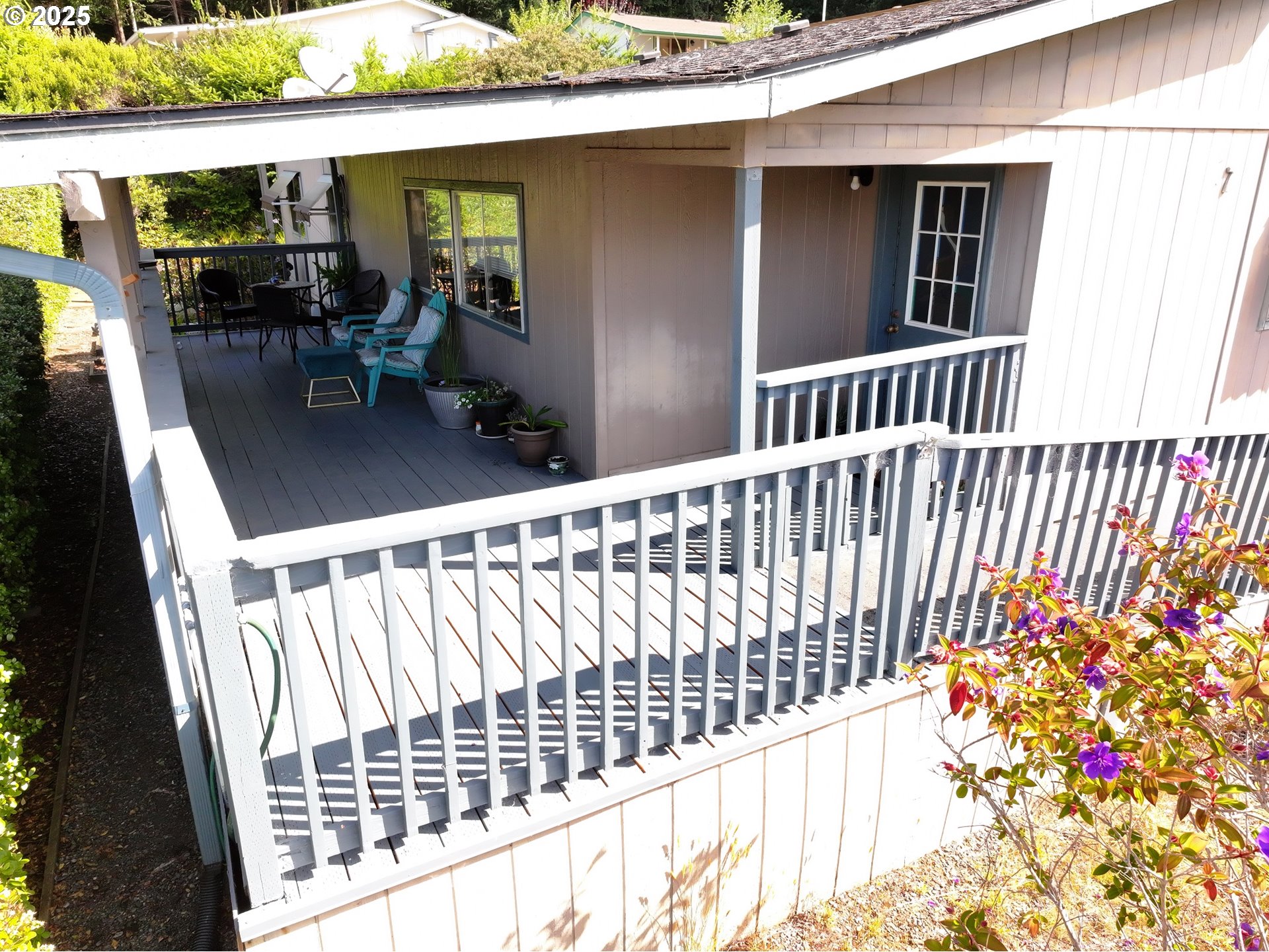 98041 Hallway Road, Unit 37 Brookings, OR 97415 - Photo 7 of 27