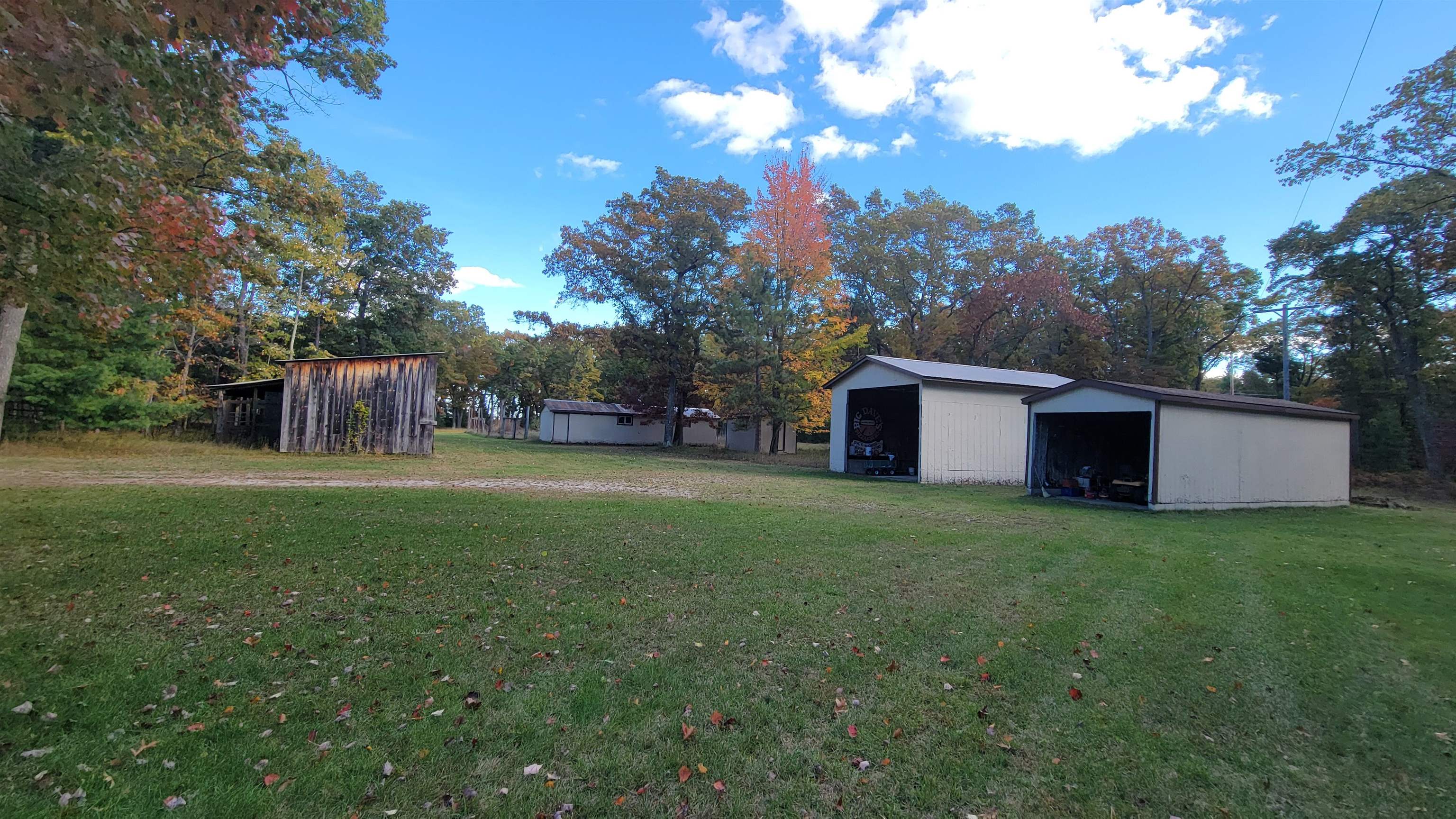2152 Bissonette Road Oscoda, MI 48750 - Photo 3 of 41