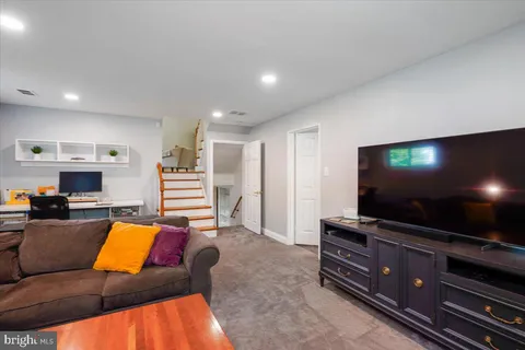 $675,000 | 11111 Lund Place, Kensington, MD 20895