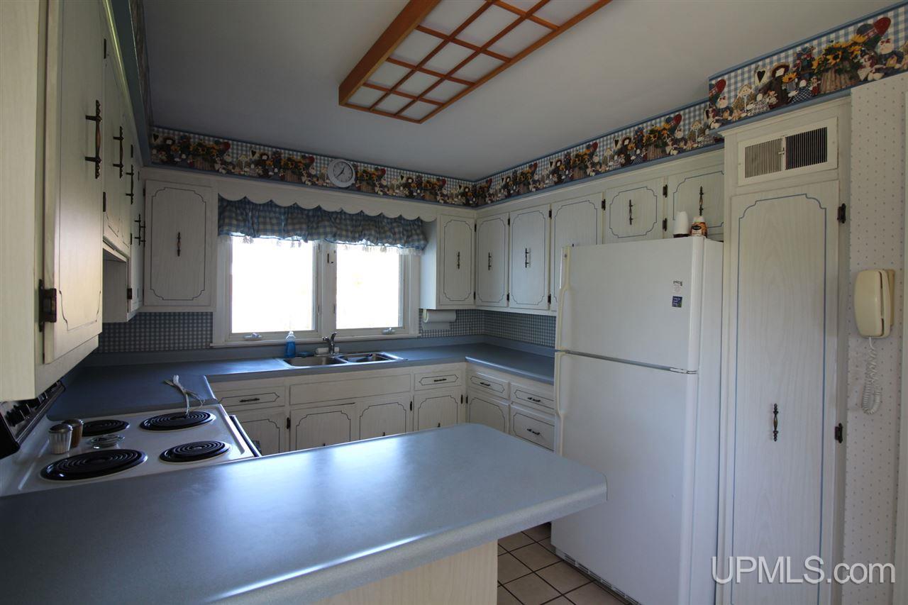 W143 Co Road Stephenson, MI 49887 - Photo 5 of 24