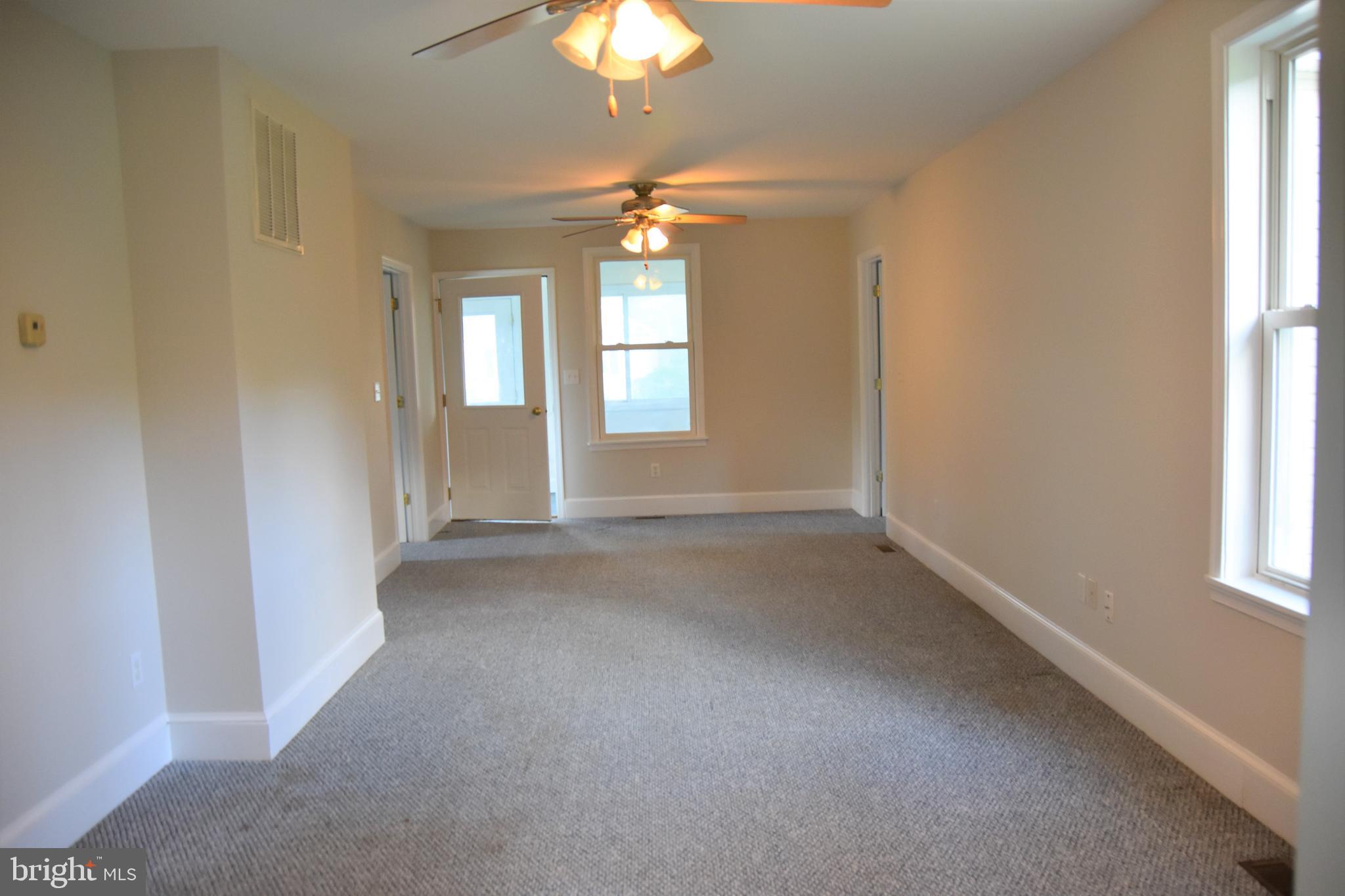 13880 Union Church Road Sumerduck, VA 22742 - Photo 11 of 37 Great Room