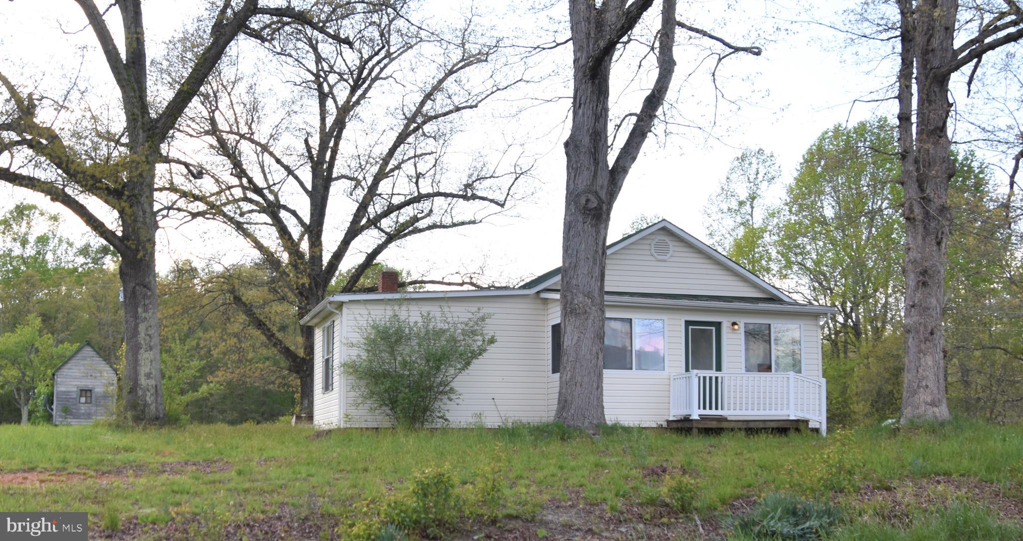 13880 Union Church Road Sumerduck, VA 22742 - Photo 4 of 37 Front