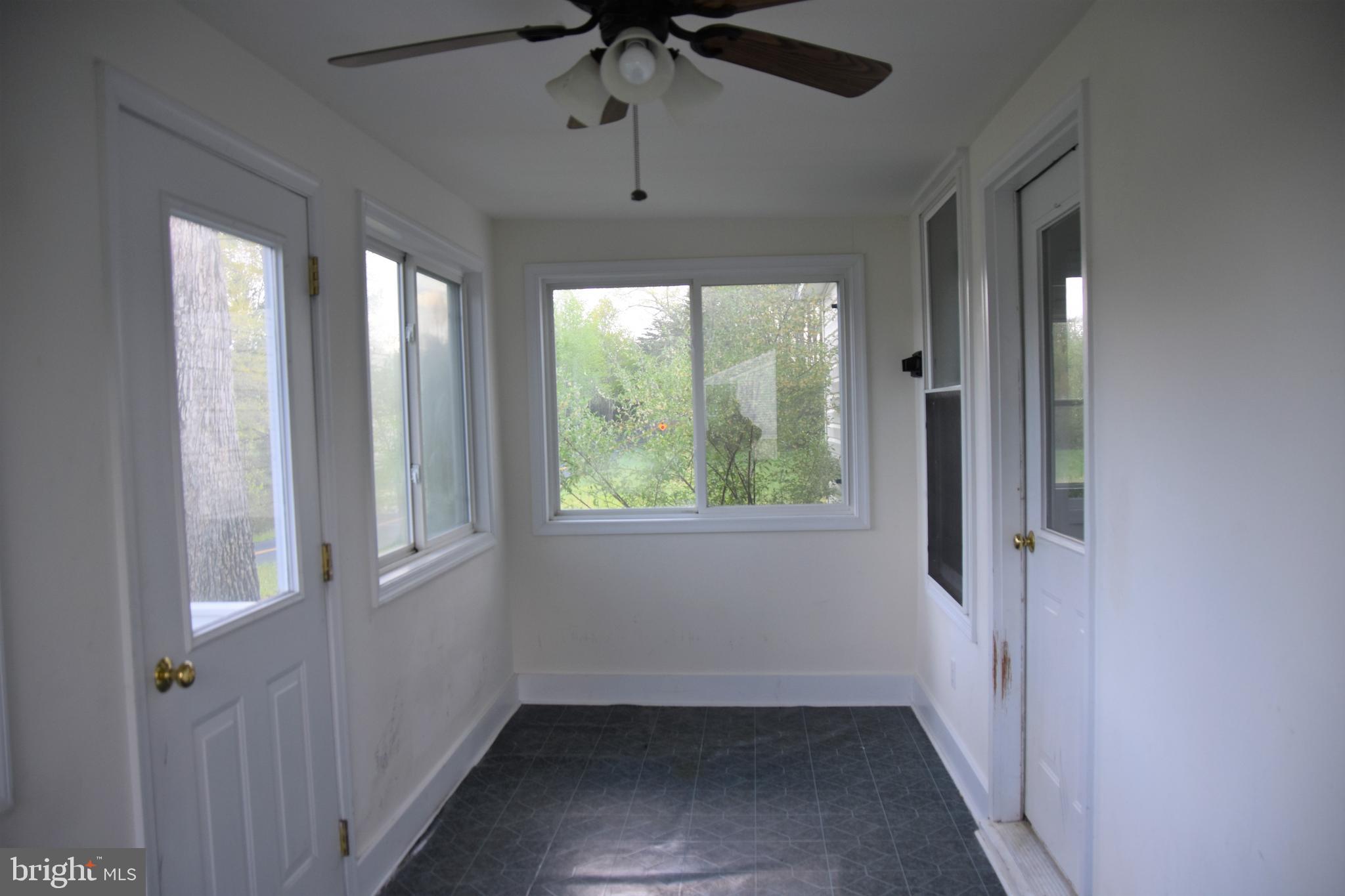 13880 Union Church Road Sumerduck, VA 22742 - Photo 7 of 37 Enclosed front porch