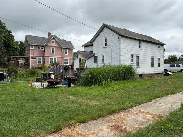 $129,000 | 205 North Birch Street, Waterman, IL 60556