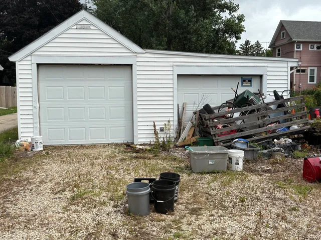 $129,000 | 205 North Birch Street, Waterman, IL 60556