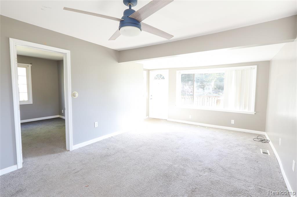 3319 Lakeview Street Monroe, MI 48162 - Photo 5 of 21