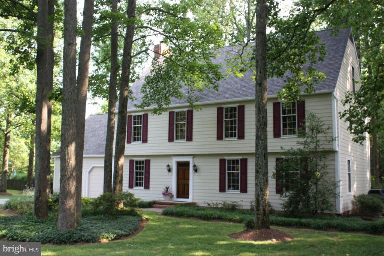 924 Melvin Road Annapolis, MD 21403 - Photo 10 of 18 Exterior (Front)
