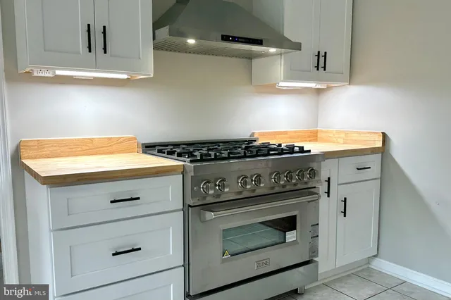 $670,000 | 770 Poplar Road, Stafford, VA 22556