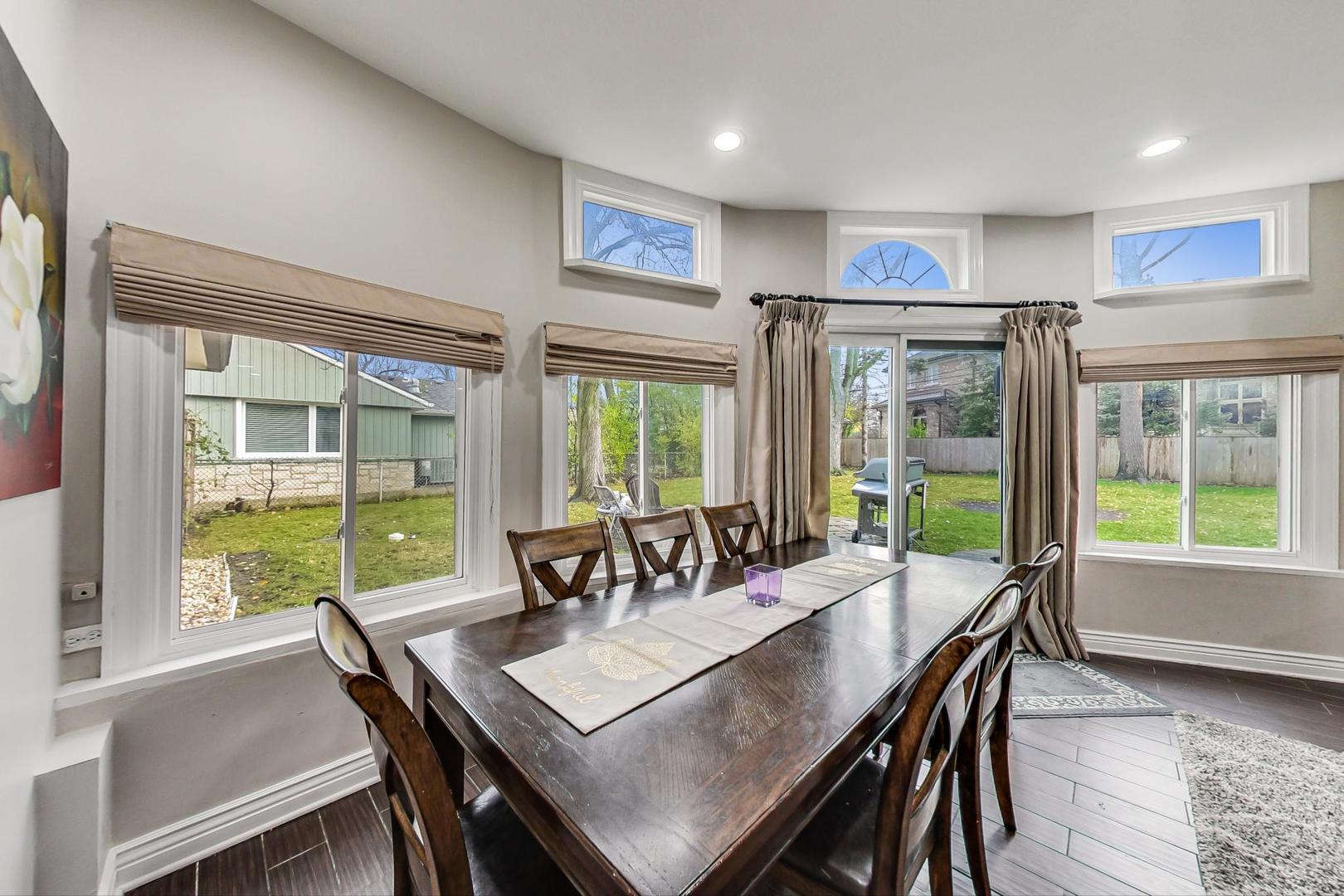 2339 Oak Tree Lane Park Ridge, IL 60068 - Photo 8 of 40 Gallery Image 8