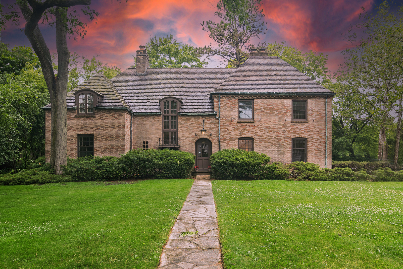 102 Pine Road Barrington, IL 60010 - Photo 1 of 30