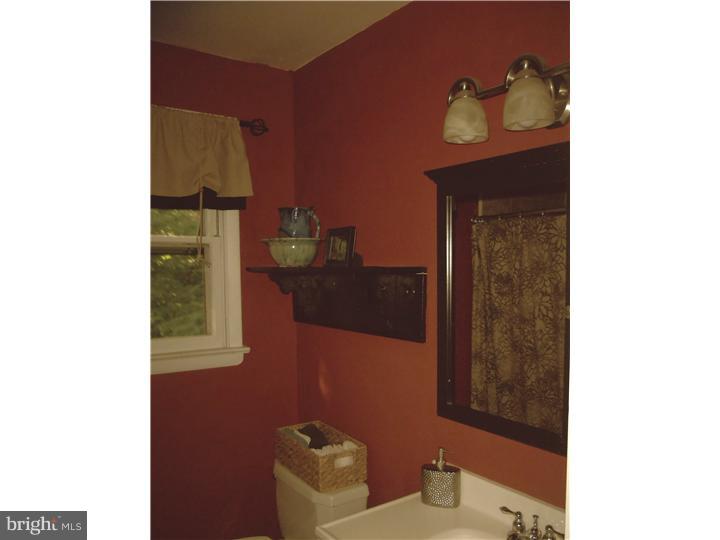 1191 Randy Drive Pottstown, PA 19464 - Photo 20 of 25 Bathroom