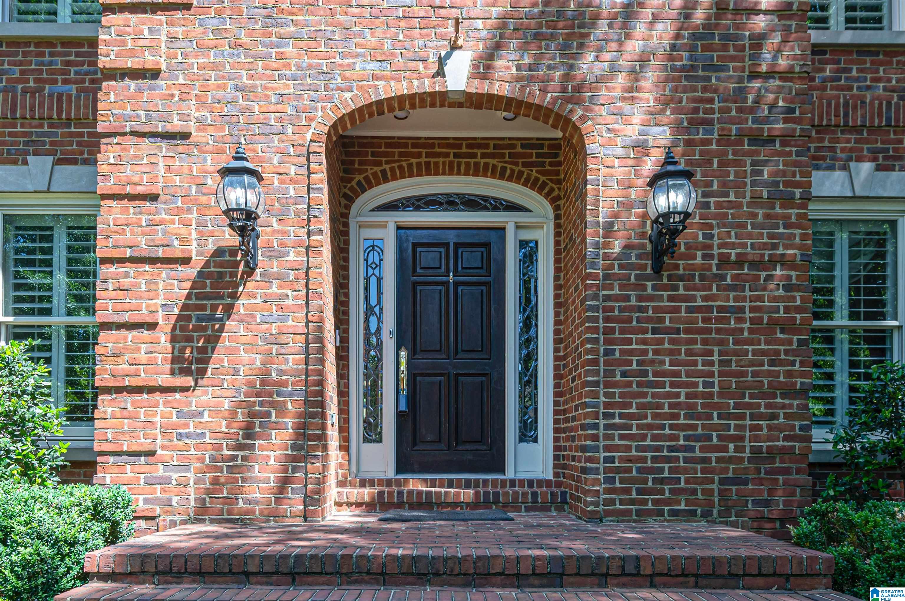 2205 Country Ridge Way Birmingham, AL 35243 - Photo 3 of 62