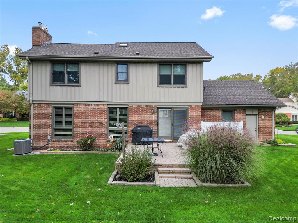 846 Stag Ridge Road Rochester Hills, MI 48309 - Photo 38 of 42