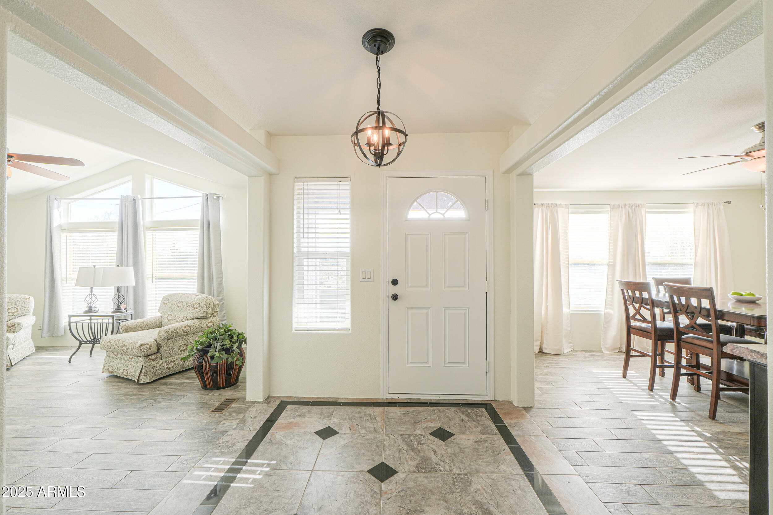 176 North Acacia Road Apache Junction, AZ 85119 - Photo 4 of 65 176 N Acacia Rd