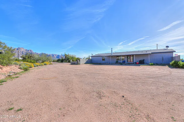 $500,000 | 176 North Acacia Road, Apache Junction, AZ 85119