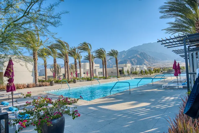 $899,000 | 423 Fountain Drive, Palm Springs, CA 92262