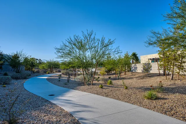 $899,000 | 423 Fountain Drive, Palm Springs, CA 92262