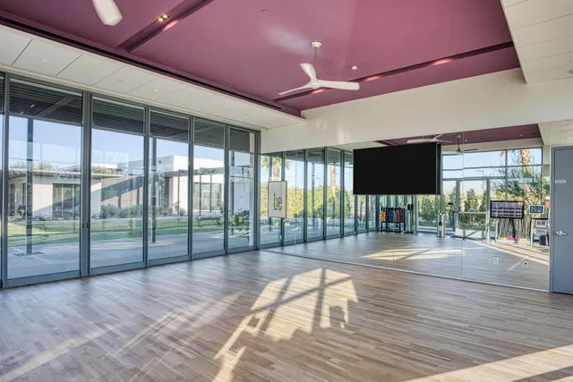 $899,000 | 423 Fountain Drive, Palm Springs, CA 92262