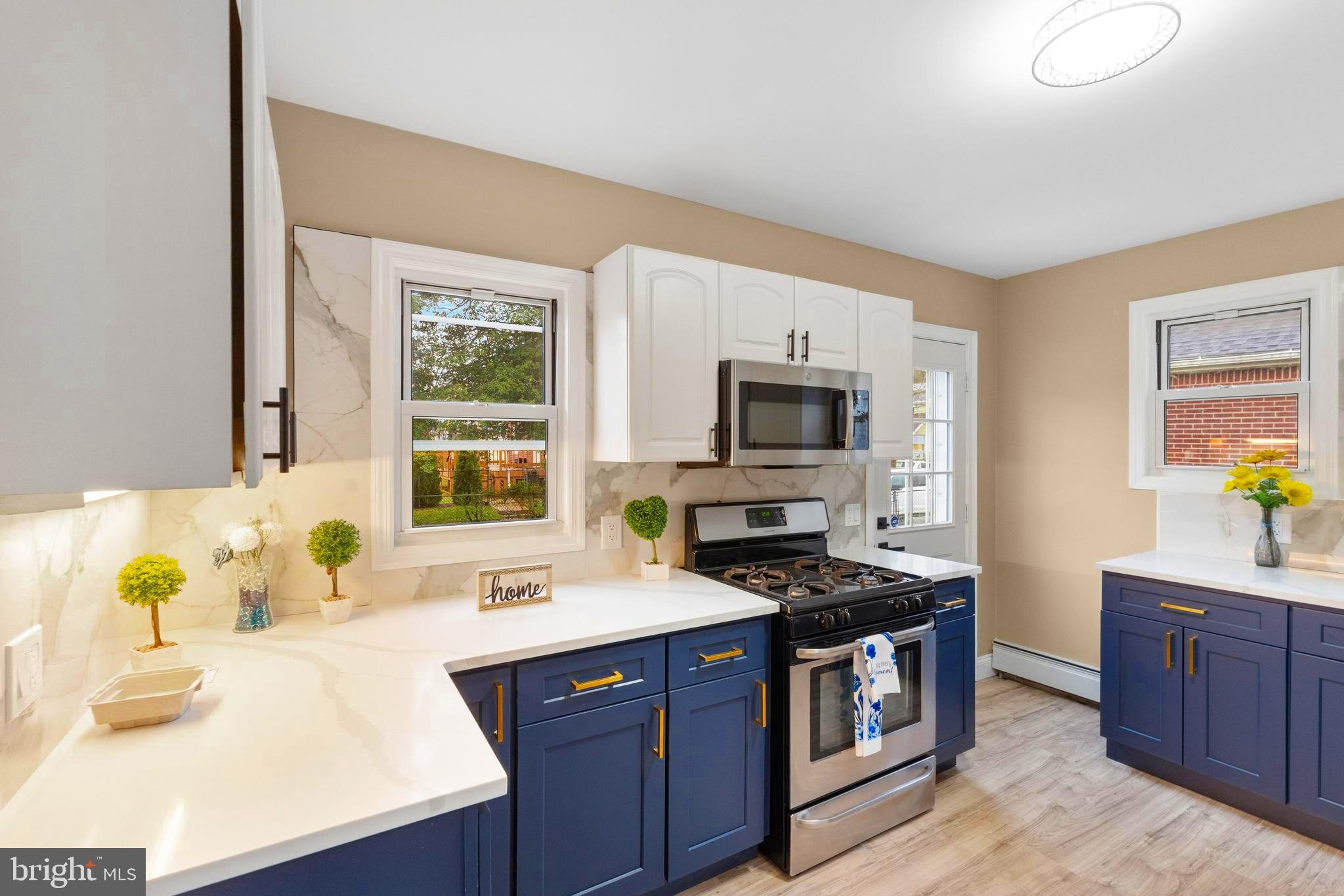 208 9th Street Salem, NJ 08079 - Photo 2 of 33