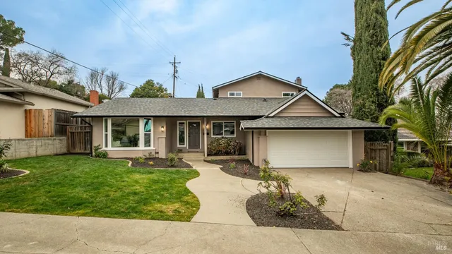 $850,000 | 459 Meadowview Drive, Vacaville, CA 95688