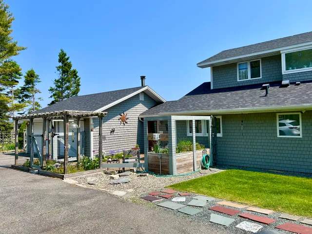 $2,195,000 | 463 Seawall Road, Southwest Harbor, ME 04679