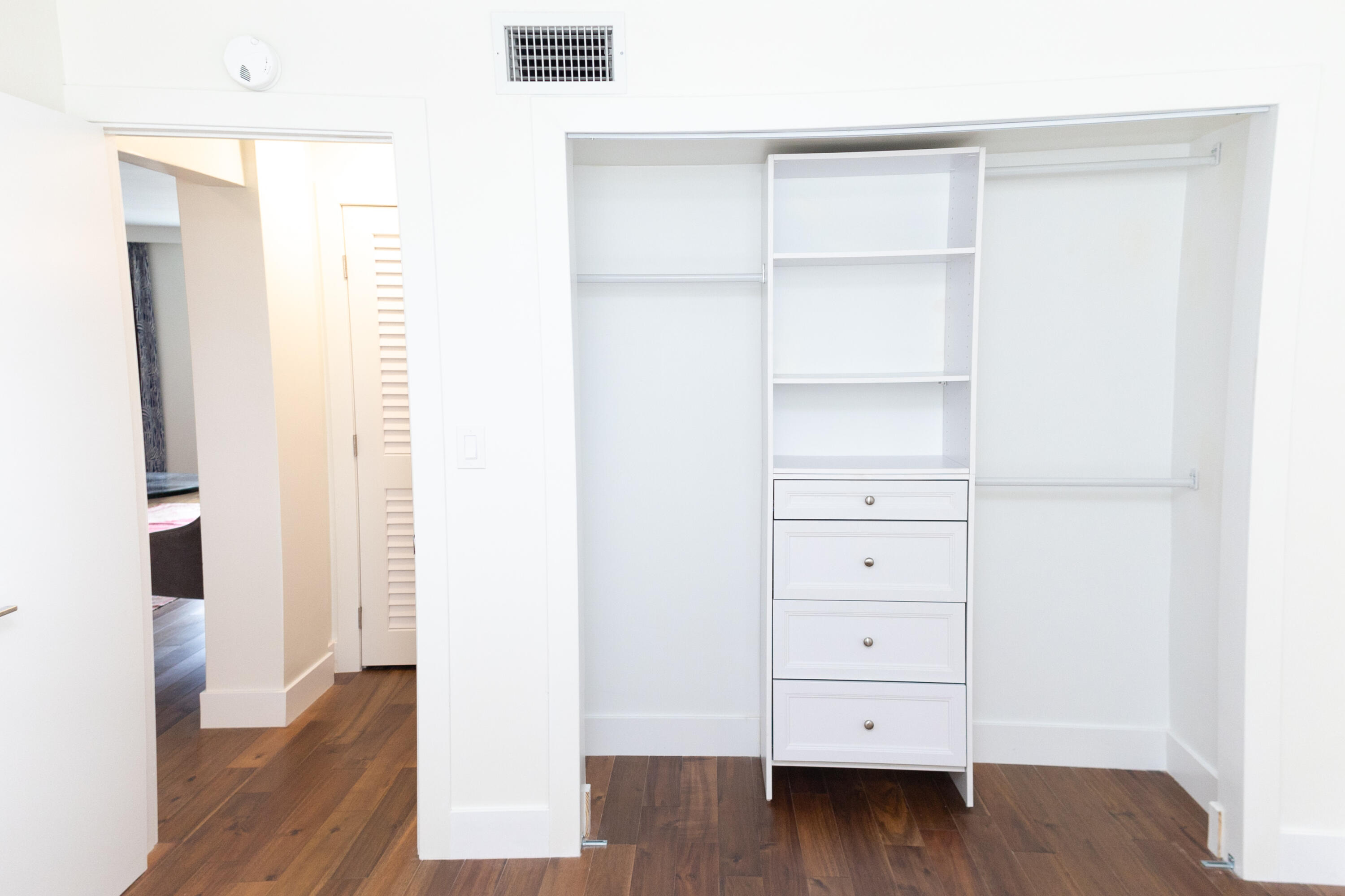 917 North Flagler Drive, Unit 409 West Palm Beach, FL 33401 - Photo 23 of 30 Yacht Club Towers