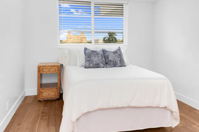 $975,000 | 917 North Flagler Drive, Unit 409, West Palm Beach, FL 33401