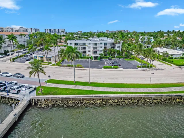 $975,000 | 917 North Flagler Drive, Unit 409, West Palm Beach, FL 33401