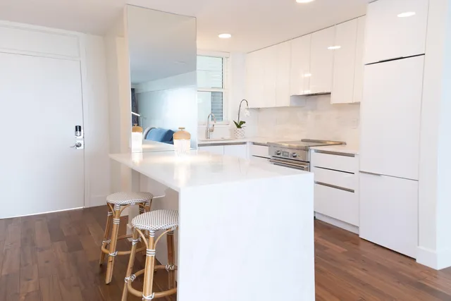 $975,000 | 917 North Flagler Drive, Unit 409, West Palm Beach, FL 33401