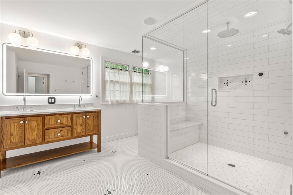 94 Cynthia Road Needham, MA 02494 - Photo 28 of 41 Gallery Image 28