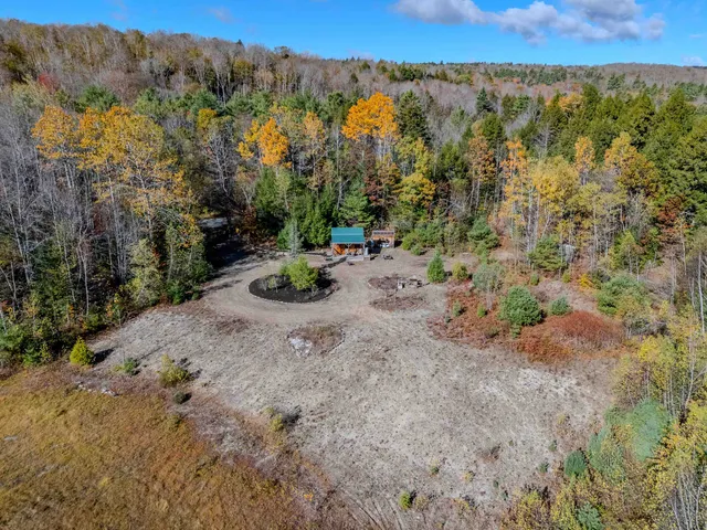 $150,000 | 639 Bog Road, Enfield, NH 03748