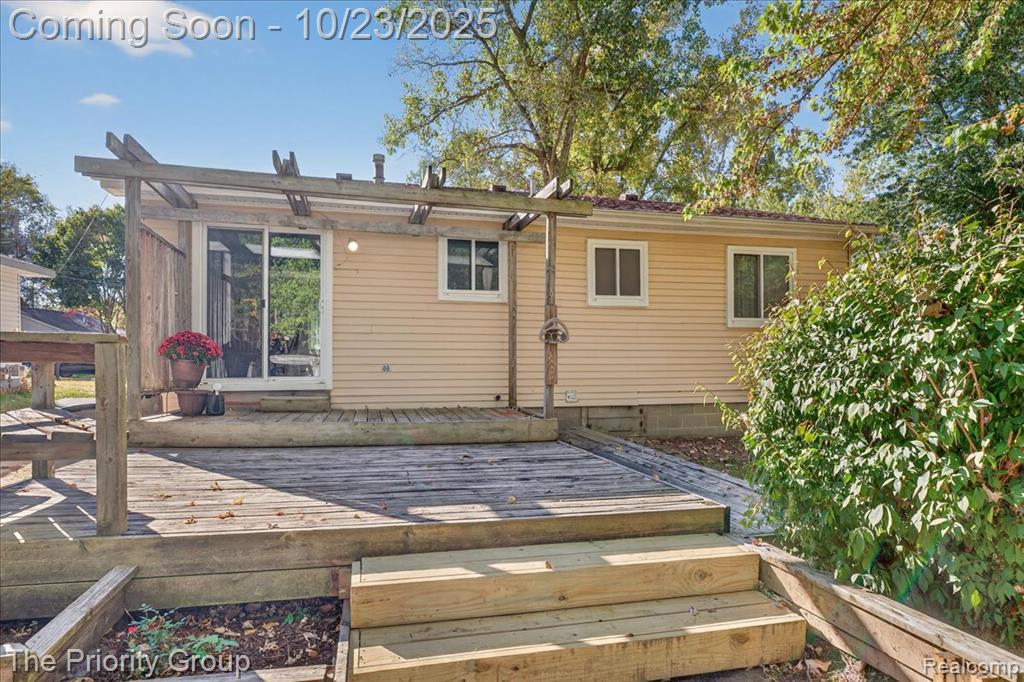 4700 Siebert Road Waterford, MI 48328 - Photo 30 of 42 Gallery Image 30