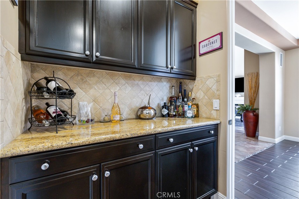 2191 Lake Ysabel Road Templeton, CA 93465 - Photo 27 of 73 a kitchen with granite countertop stainless steel appliances and cabinets