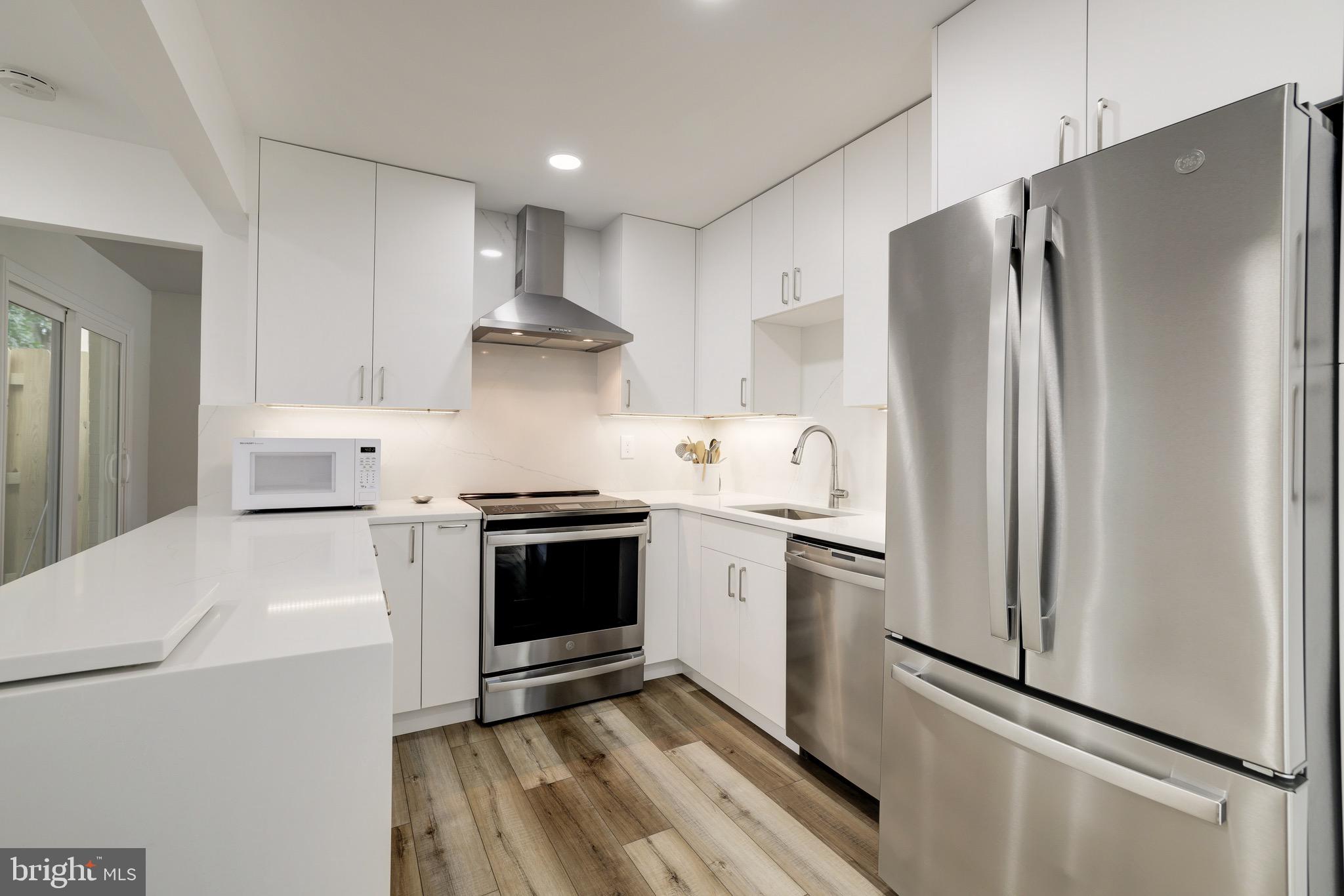 11900 Blue Spruce Road Reston, VA 20191 - Photo 14 of 75