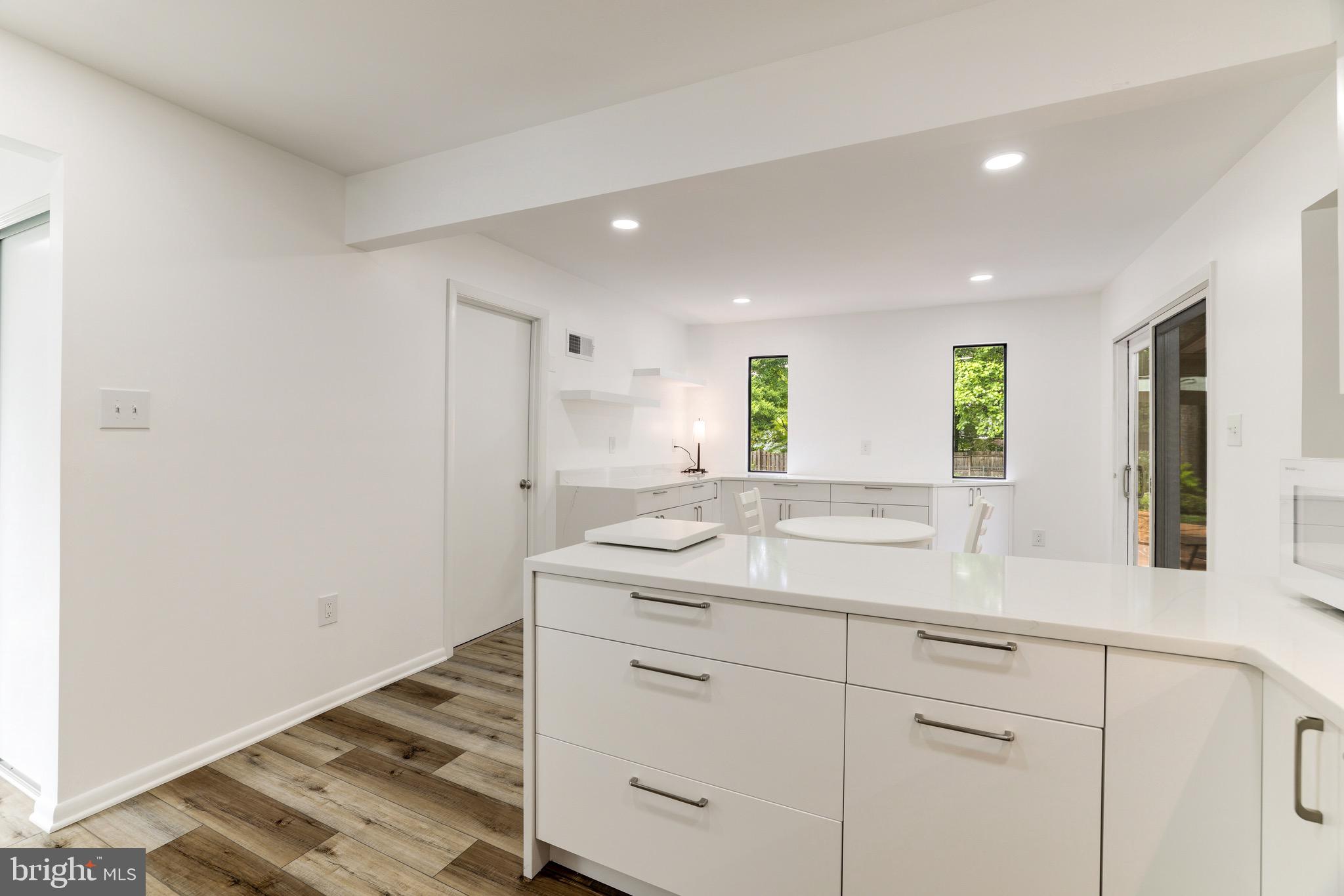 11900 Blue Spruce Road Reston, VA 20191 - Photo 19 of 75