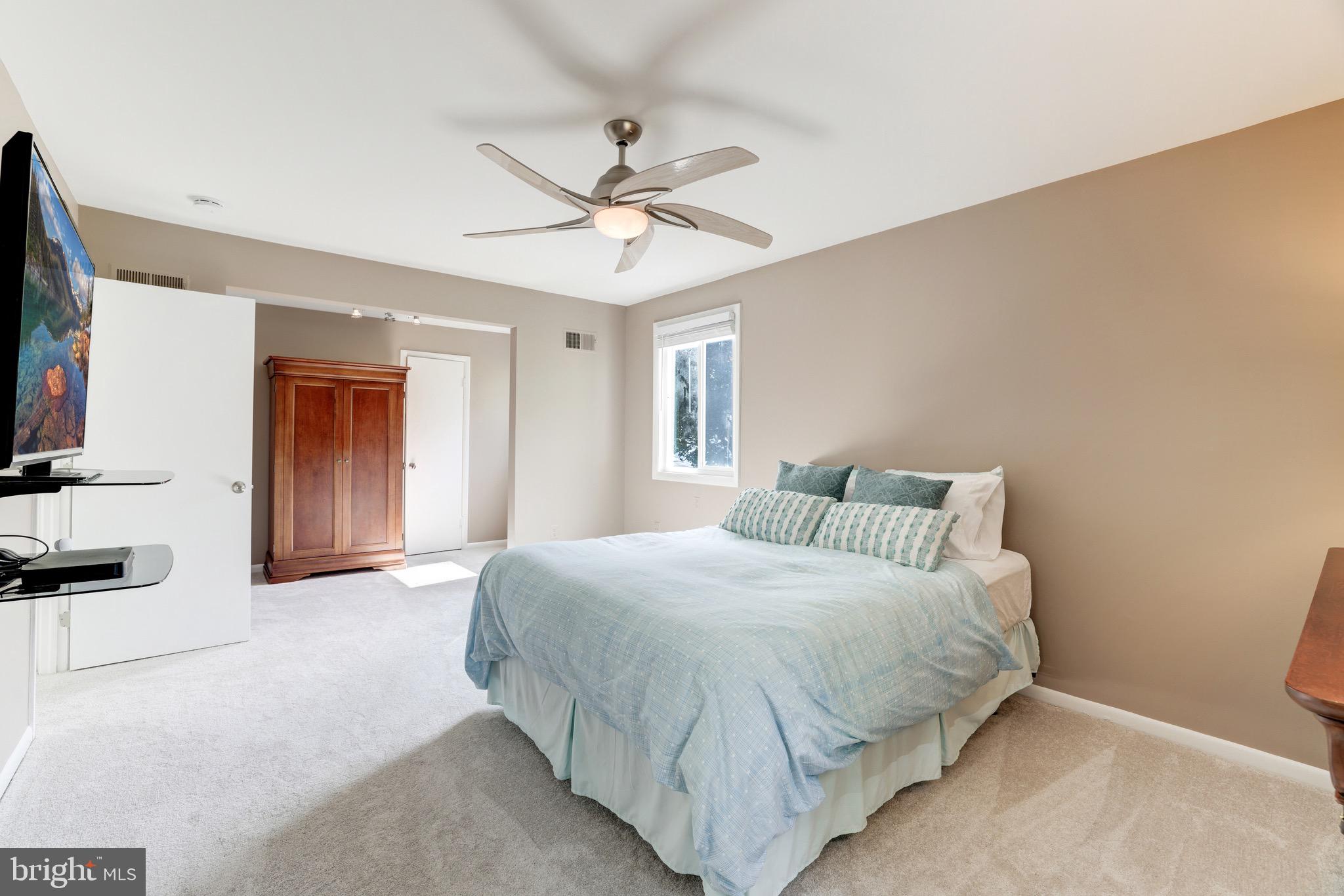 11900 Blue Spruce Road Reston, VA 20191 - Photo 44 of 75