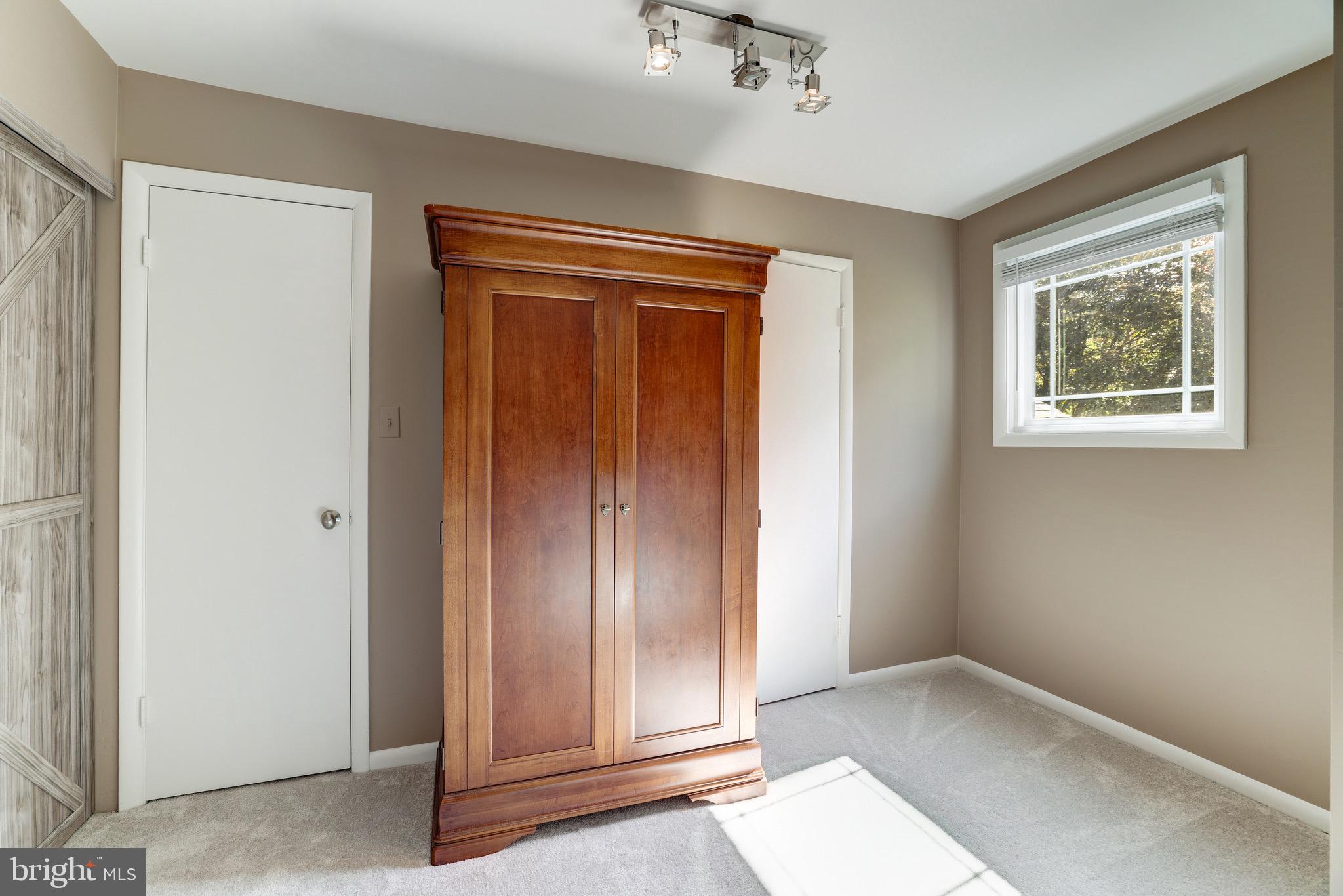 11900 Blue Spruce Road Reston, VA 20191 - Photo 50 of 75