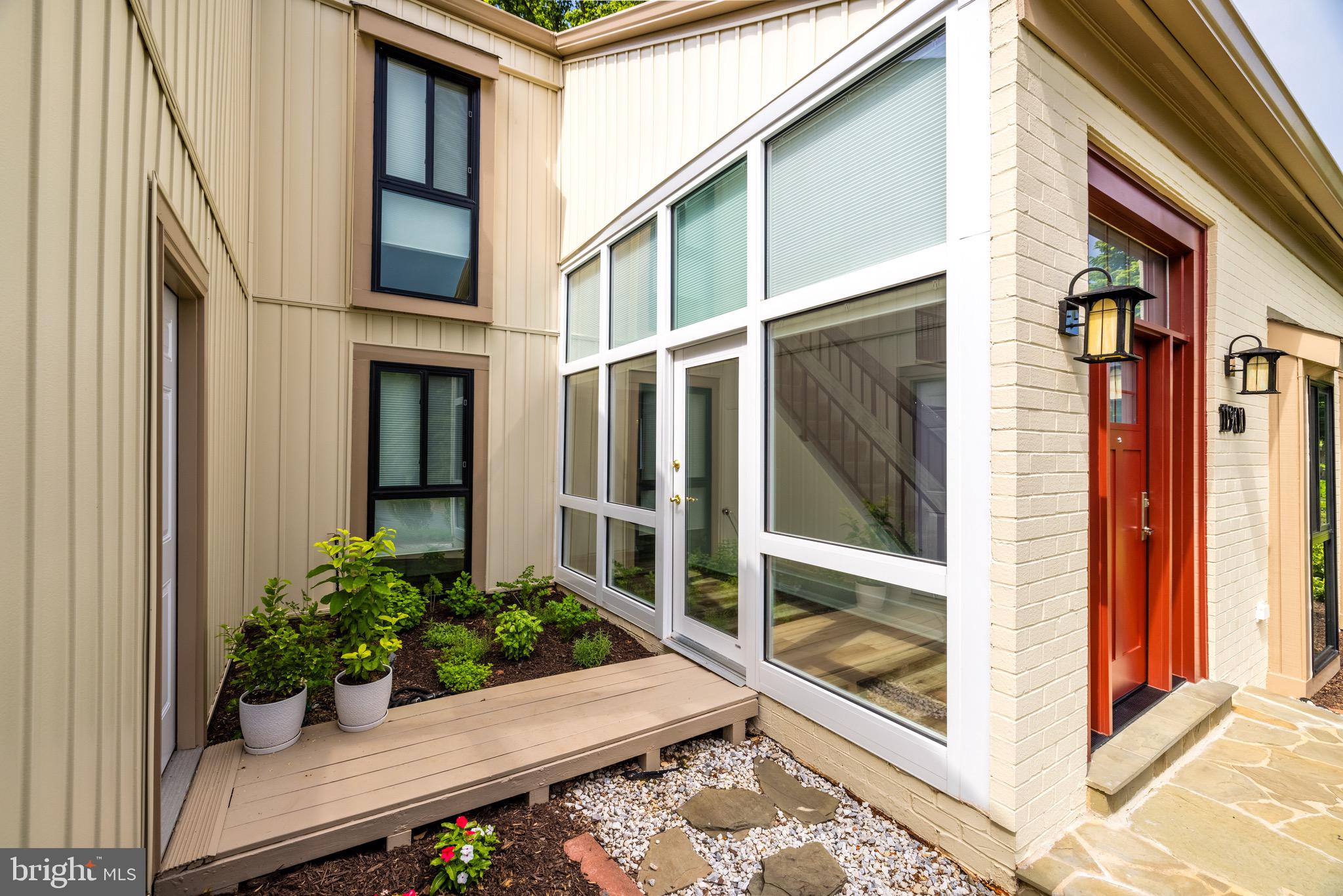 11900 Blue Spruce Road Reston, VA 20191 - Photo 5 of 75