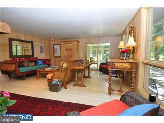 625 Glendale Road Newtown Square, PA 19073 - Photo 5 of 12 Family Room