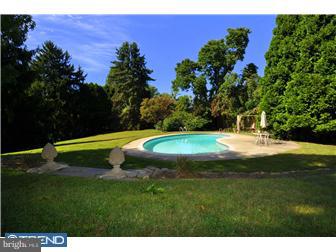 625 Glendale Road Newtown Square, PA 19073 - Photo 9 of 12 Exterior Back